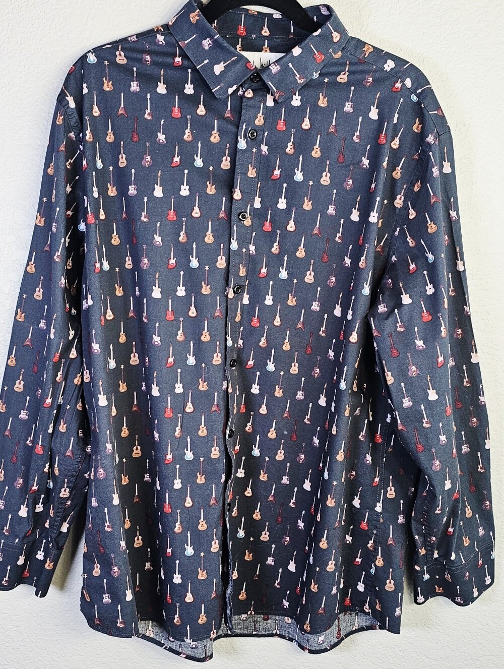 Nicole Miller Studio Men’s XL Guitar Print Button Down Shirt Music Novelty